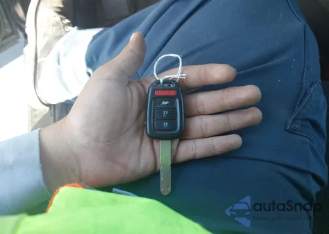 2021 Honda Hr-V Awd Sport z USA, uszkodzony, nr VIN 3CZRU6H10MM704627